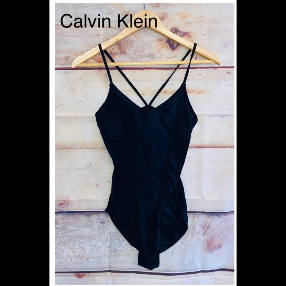 CALVIN KLEIN Swimsuit One Piece sz 8